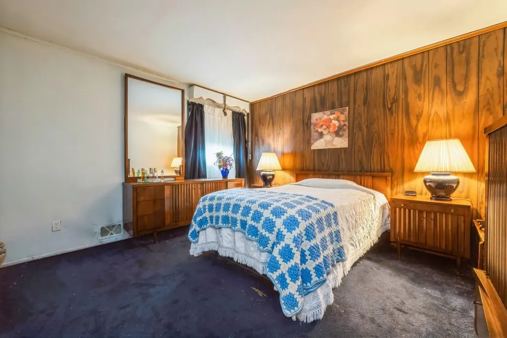 41 Bayview Place Massapequa NY 11758