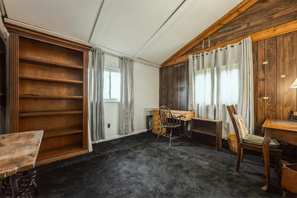 41 Bayview Place Massapequa NY 11758