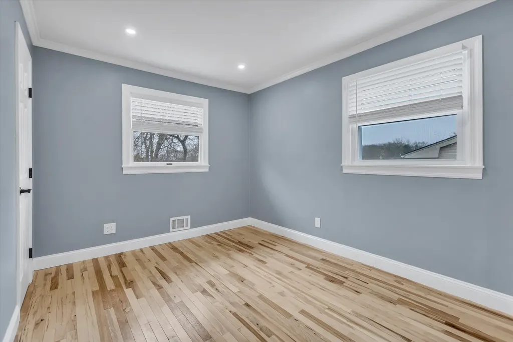 10 Weston Lane Smithtown NY 11787
