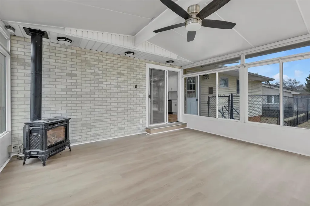 10 Weston Lane Smithtown NY 11787