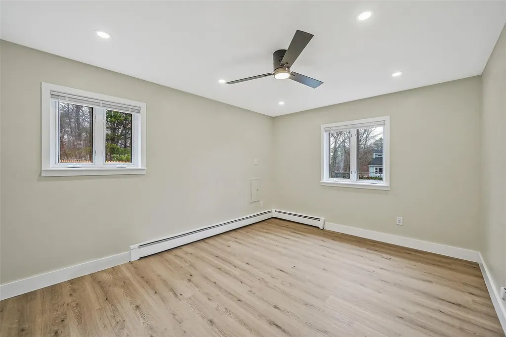 28 Shady Lane Coram NY 11727