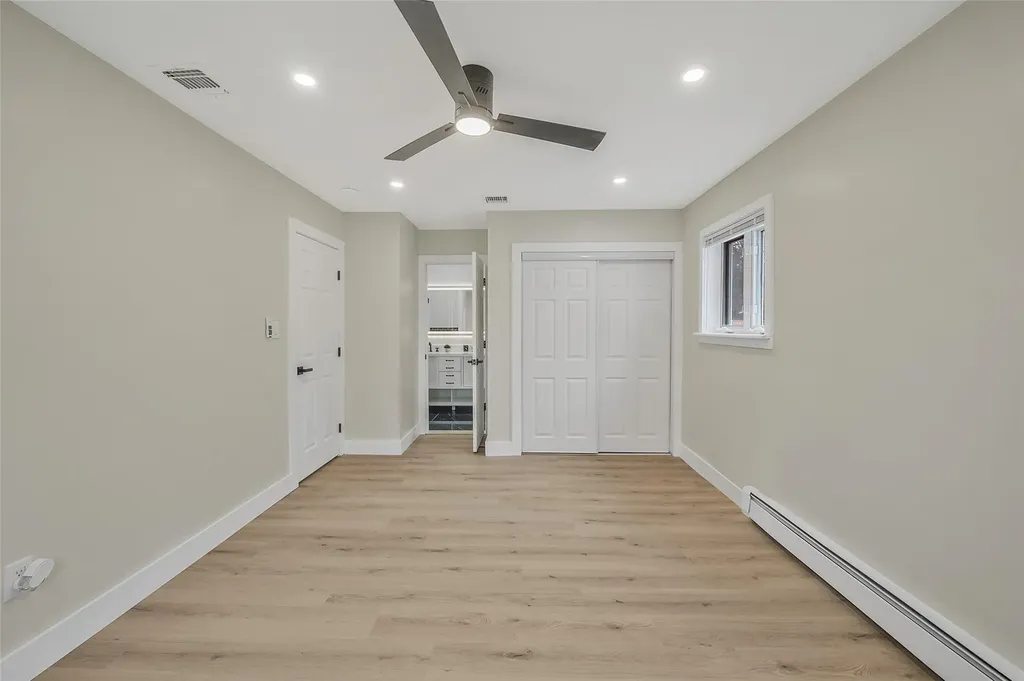 28 Shady Lane Coram NY 11727