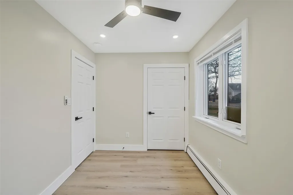 28 Shady Lane Coram NY 11727