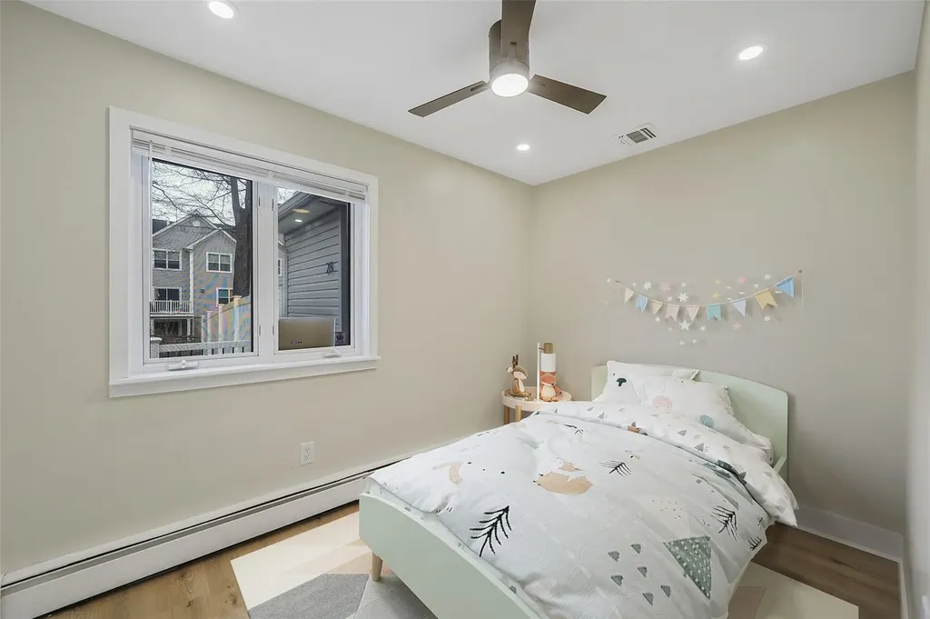 28 Shady Lane Coram NY 11727
