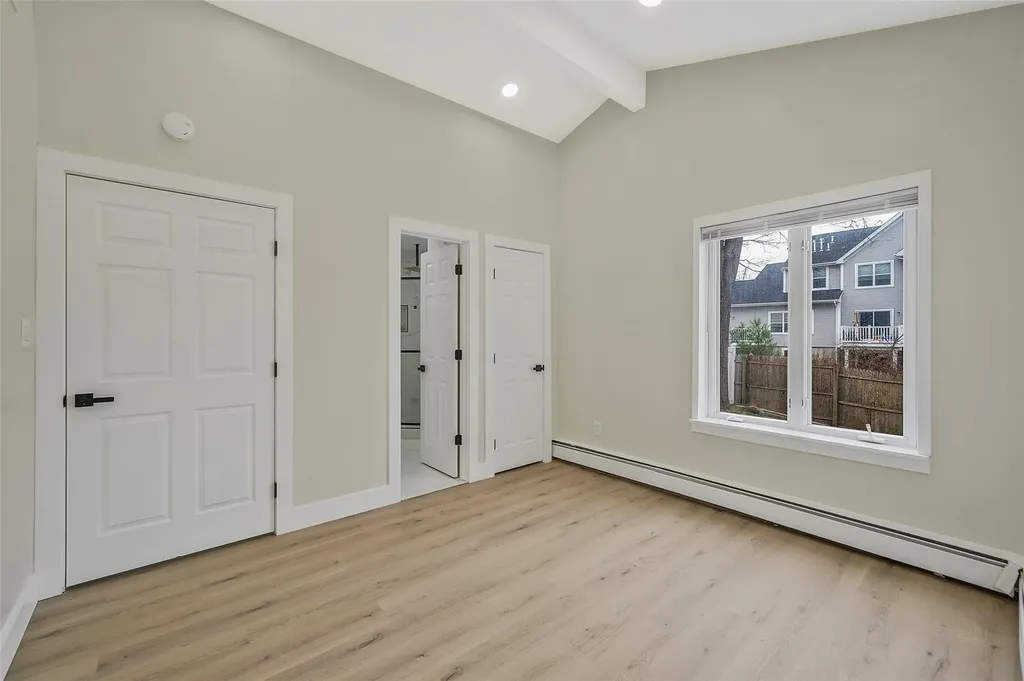 28 Shady Lane Coram NY 11727