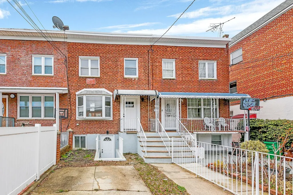 253 Swinton Avenue Bronx NY 10465