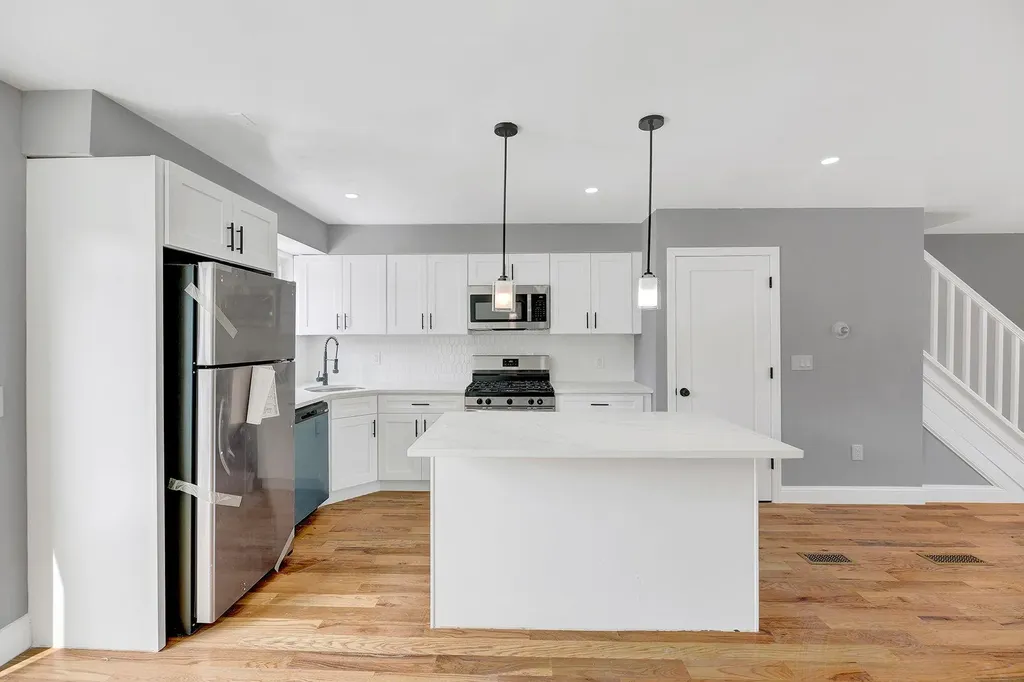253 Swinton Avenue Bronx NY 10465
