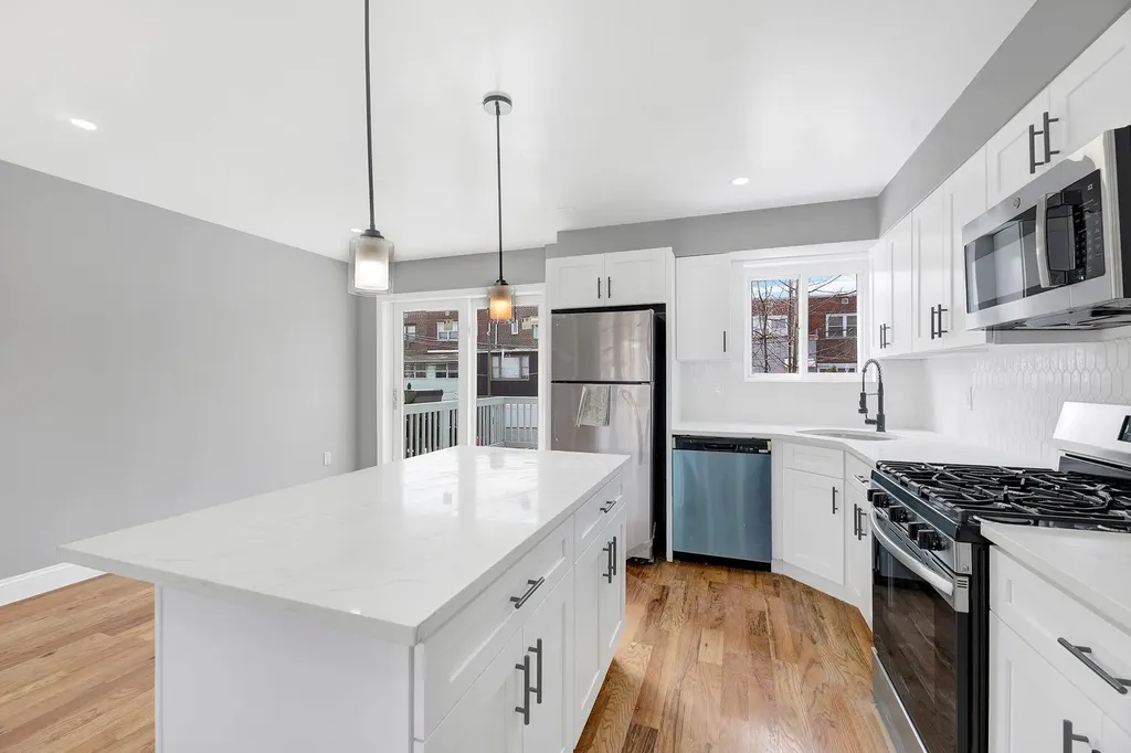 253 Swinton Avenue Bronx NY 10465