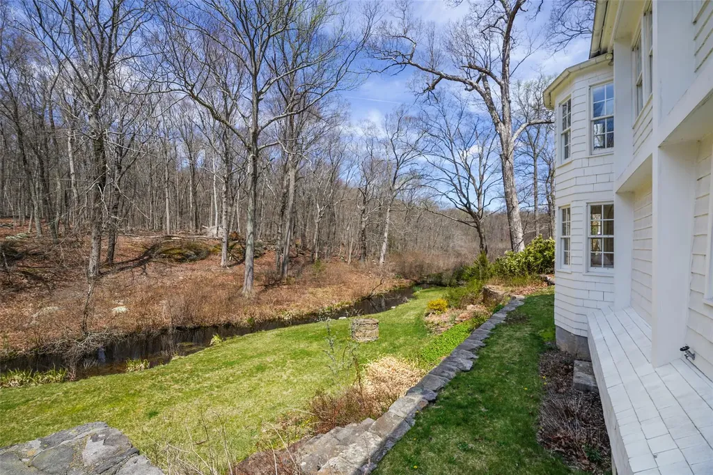 55 Mianus River Road Bedford NY 10506