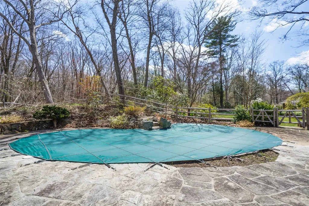 55 Mianus River Road Bedford NY 10506