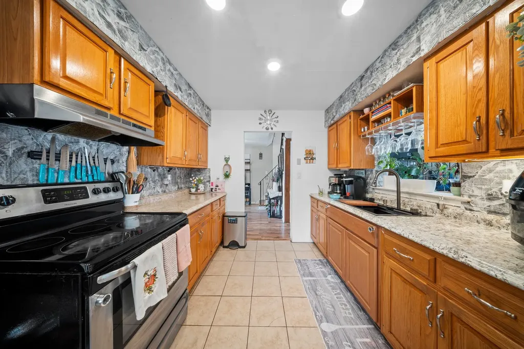 31 Olive Street Central Islip NY 11722