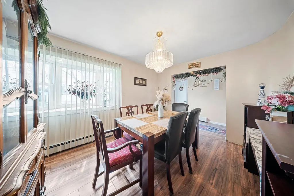 31 Olive Street Central Islip NY 11722