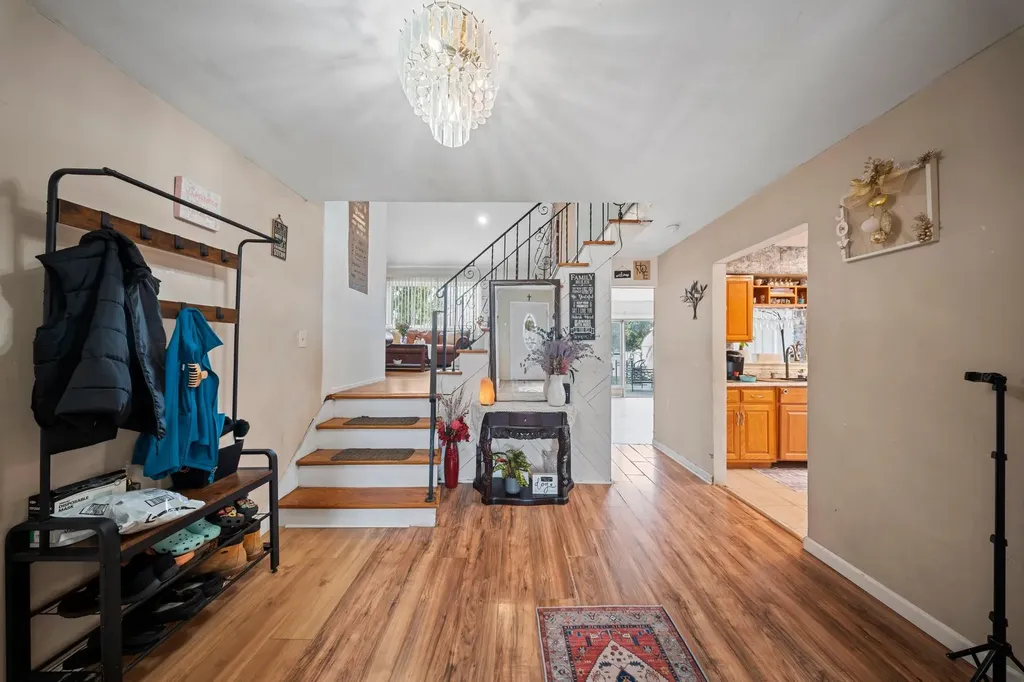 31 Olive Street Central Islip NY 11722