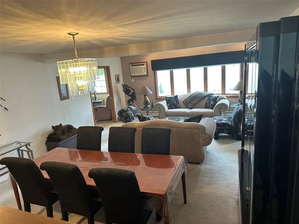 59 Pilgrim Lane Westbury NY 11590