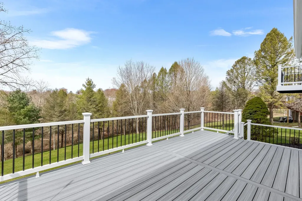 19 Hart Drive Poughkeepsie NY 12603