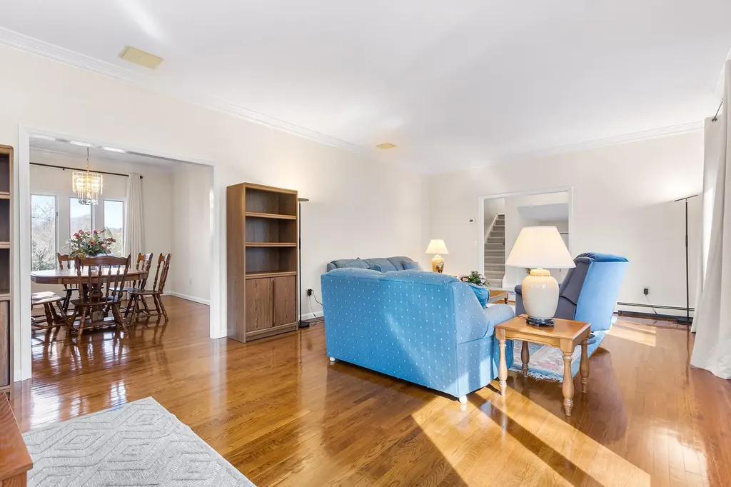 19 Hart Drive Poughkeepsie NY 12603