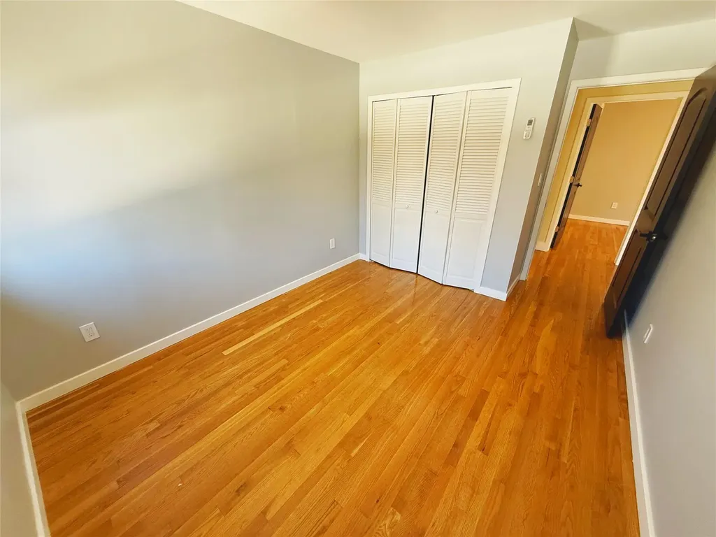 4239 Digney Avenue Bronx NY 10466