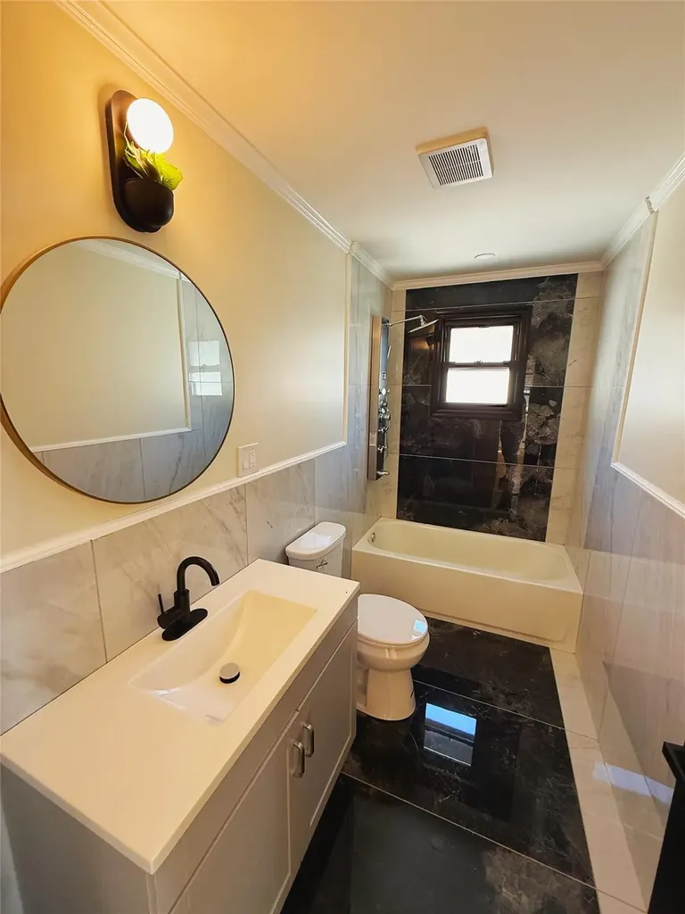 4239 Digney Avenue Bronx NY 10466