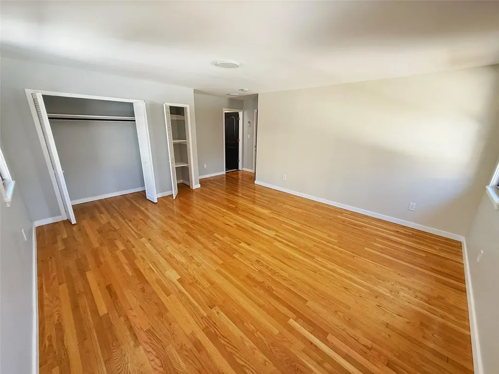 4239 Digney Avenue Bronx NY 10466