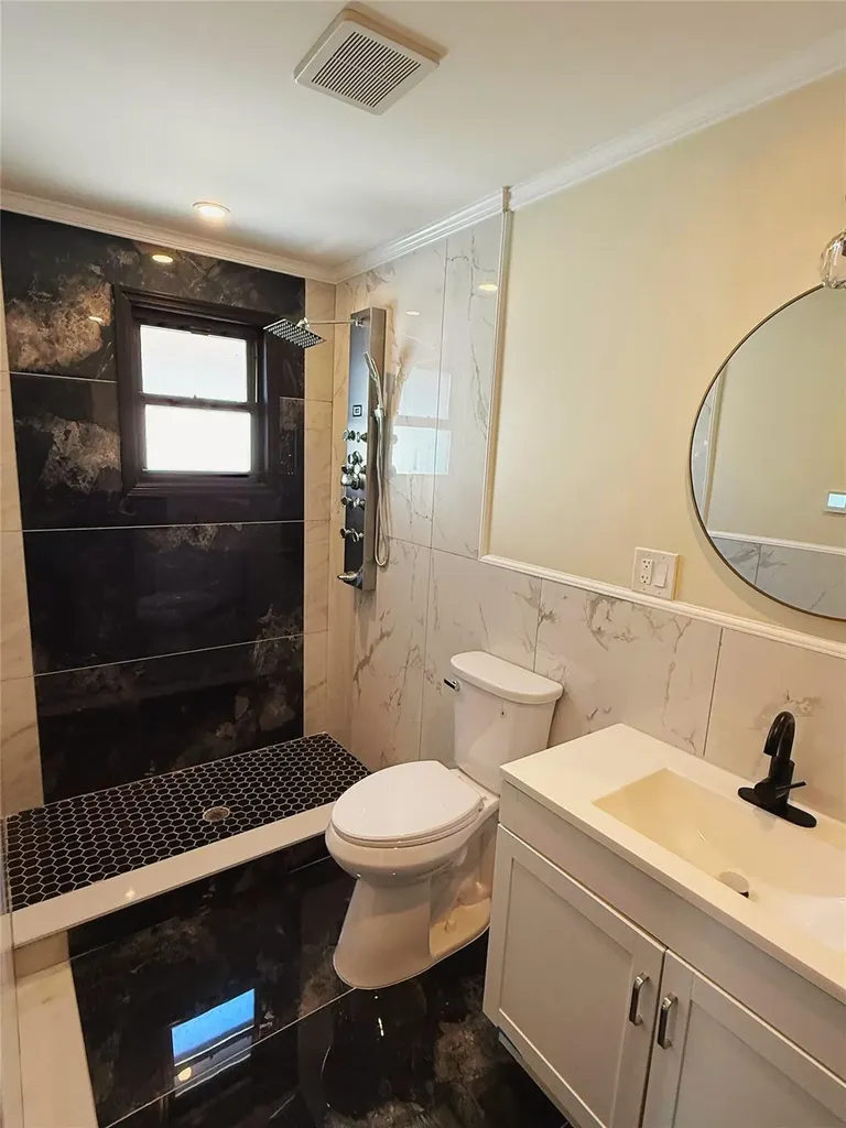 4239 Digney Avenue Bronx NY 10466