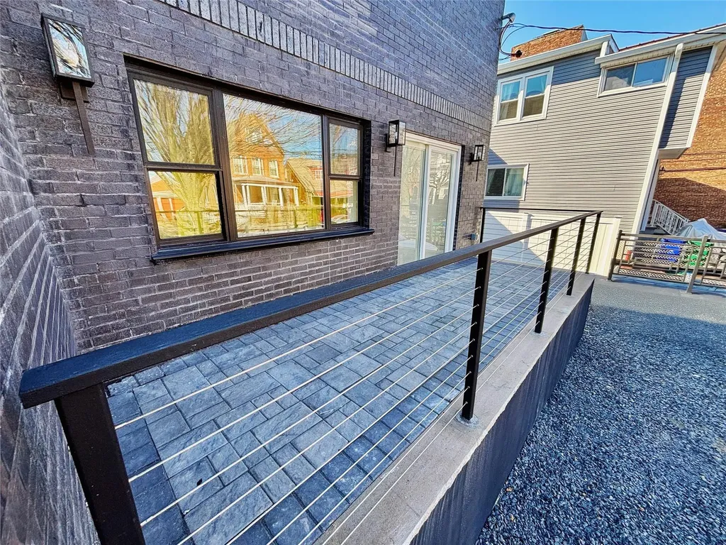 4239 Digney Avenue Bronx NY 10466