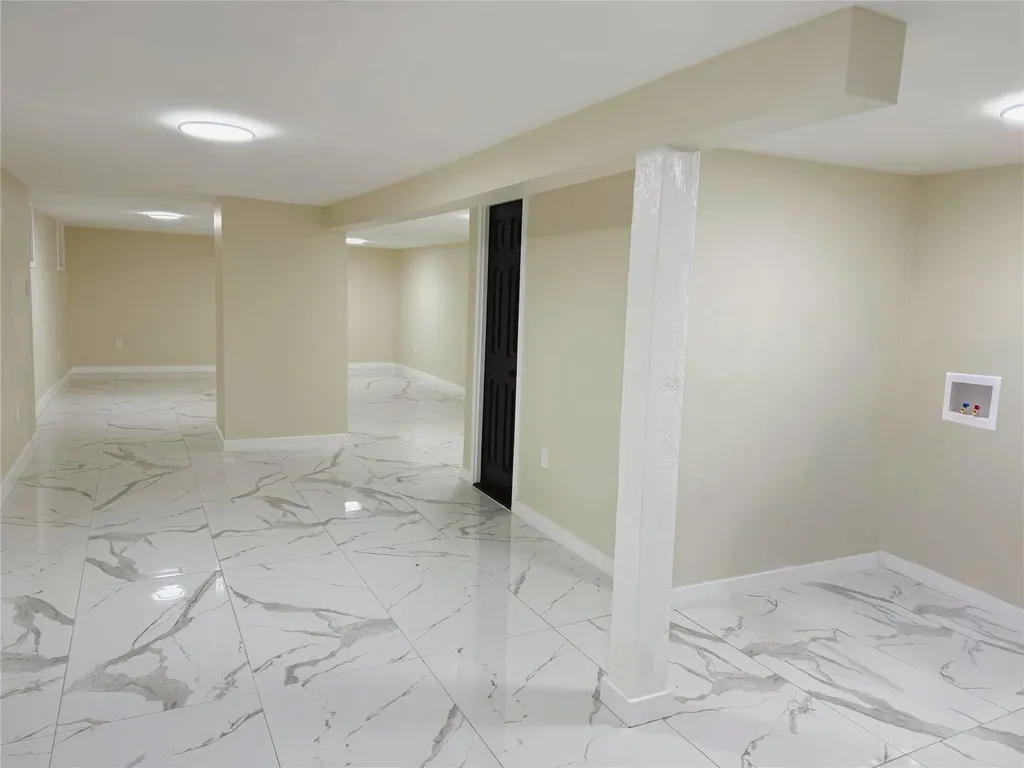 4239 Digney Avenue Bronx NY 10466