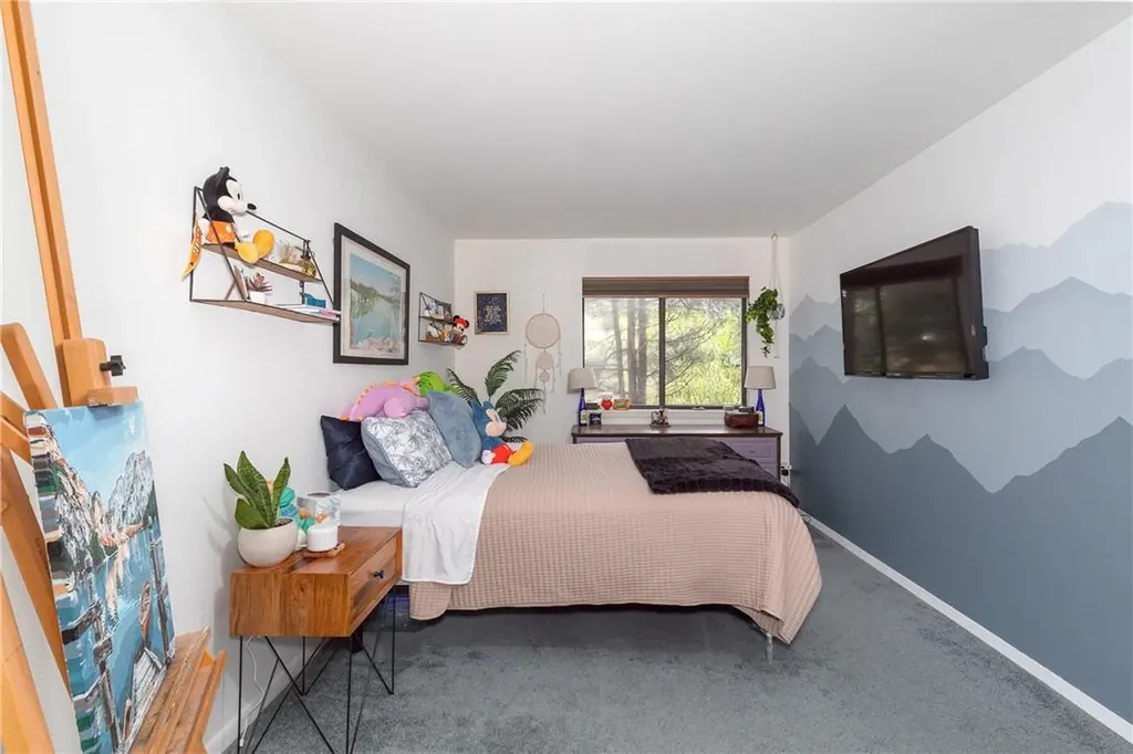 4005 Deer Path Poughkeepsie NY 12603