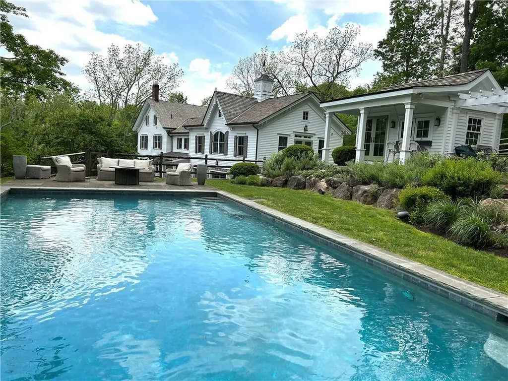 320 Mount Holly Road Katonah NY 10536