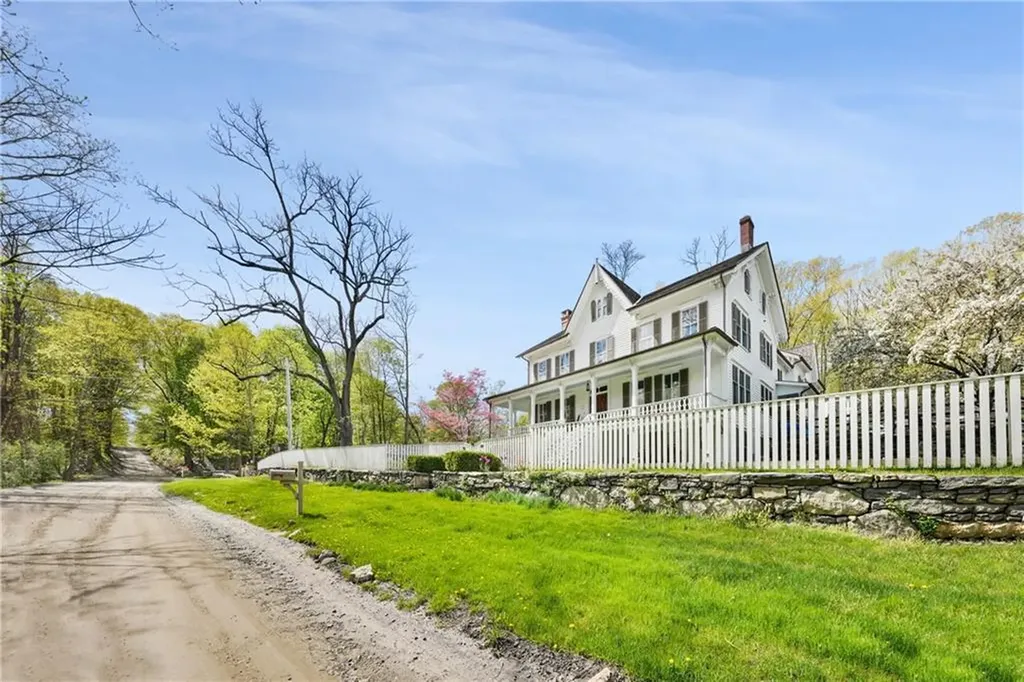 320 Mount Holly Road Katonah NY 10536