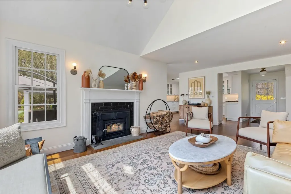 35 Leslie Lane Katonah NY 10536