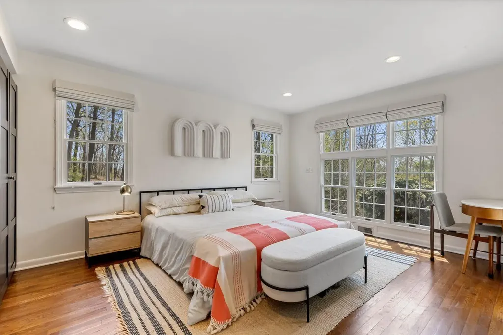 35 Leslie Lane Katonah NY 10536