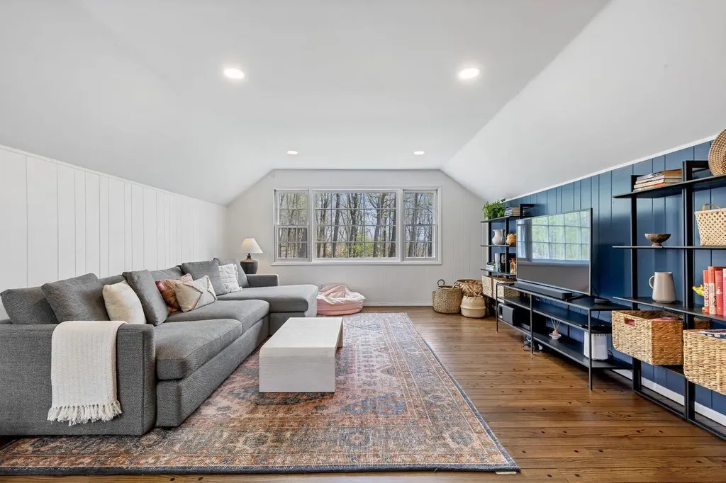35 Leslie Lane Katonah NY 10536