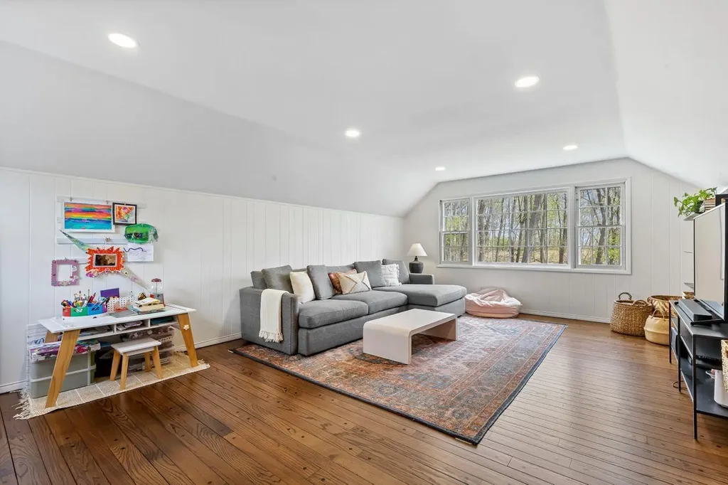 35 Leslie Lane Katonah NY 10536