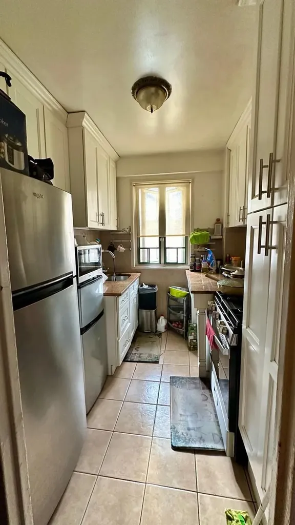 22 Metropolitan Oval Bronx NY 10462