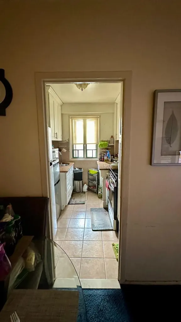 22 Metropolitan Oval Bronx NY 10462