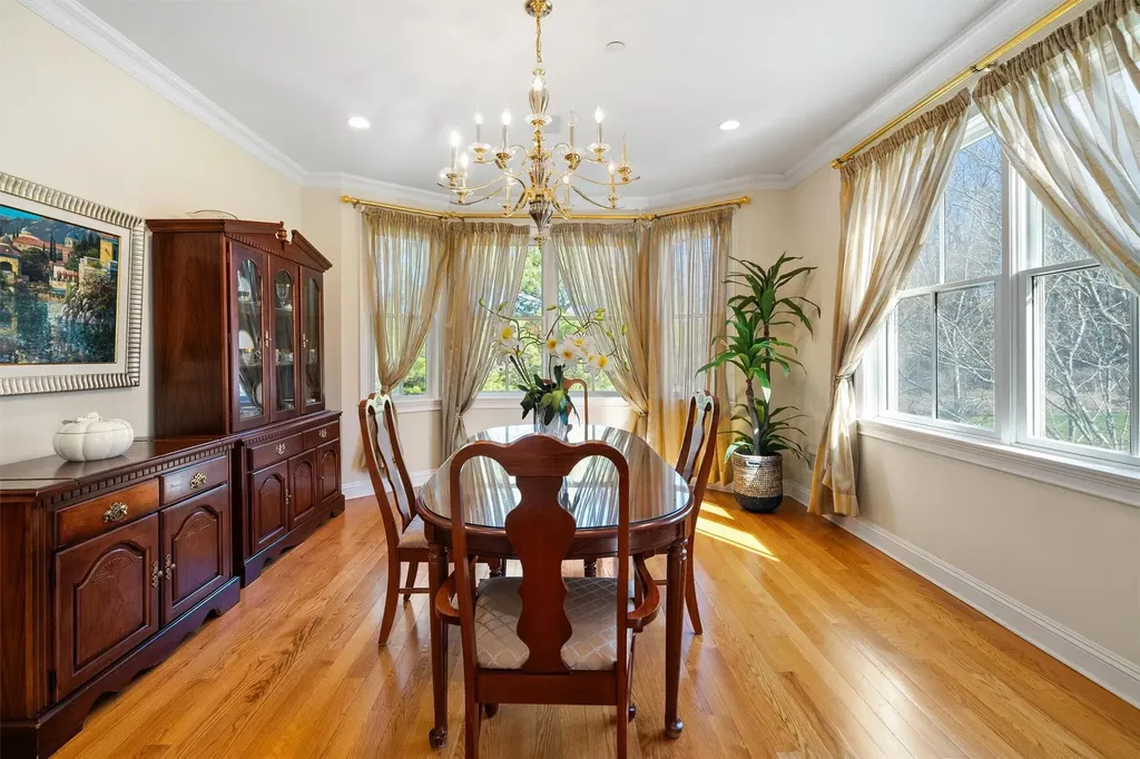 10 Sylvia Avenue Ardsley NY 10502