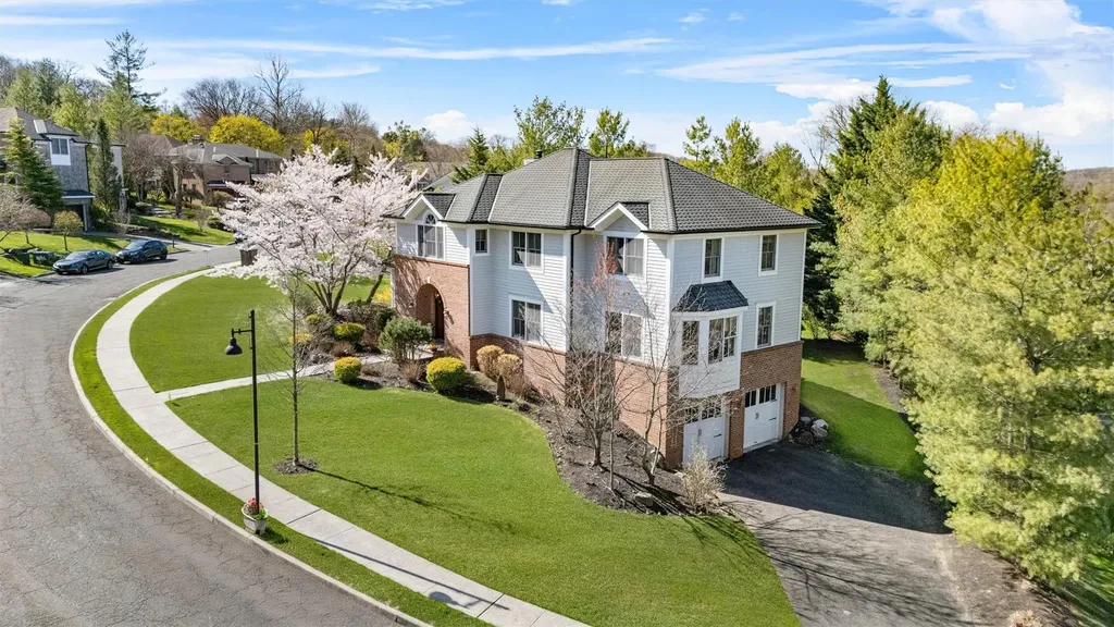 10 Sylvia Avenue Ardsley NY 10502
