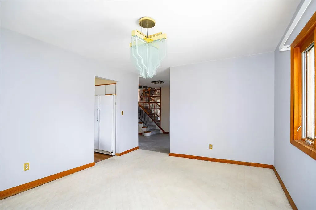 6 Scott Court Poughkeepsie NY 12601