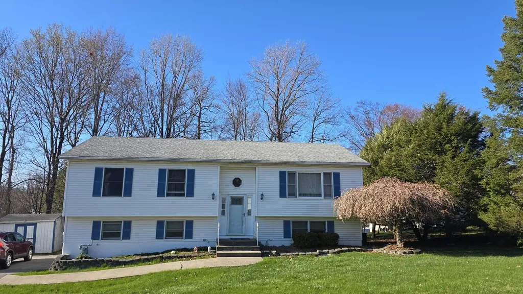 4 Massachusetts Drive Newburgh NY 12550