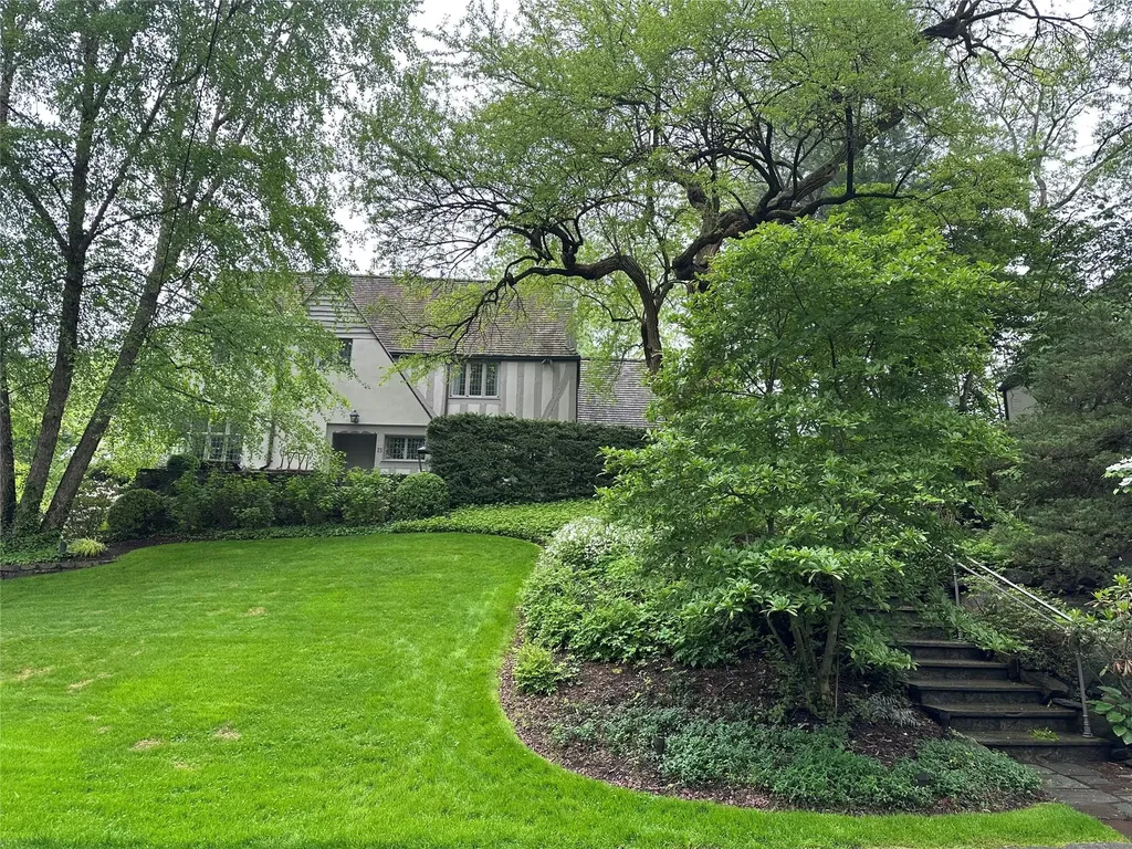 23 Studio Lane Bronxville NY 10708