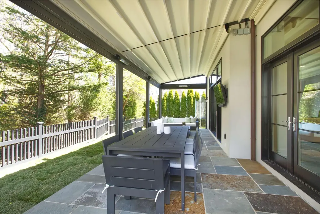 23 Glen Eagles Drive Larchmont NY 10538