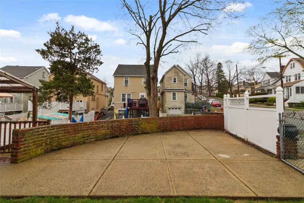 60 Boone Street Yonkers NY 10704