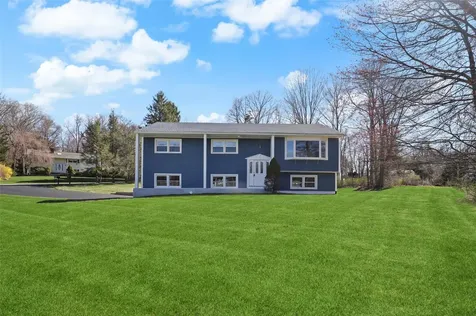 15 Spruce Knolls Putnam Valley NY 10579