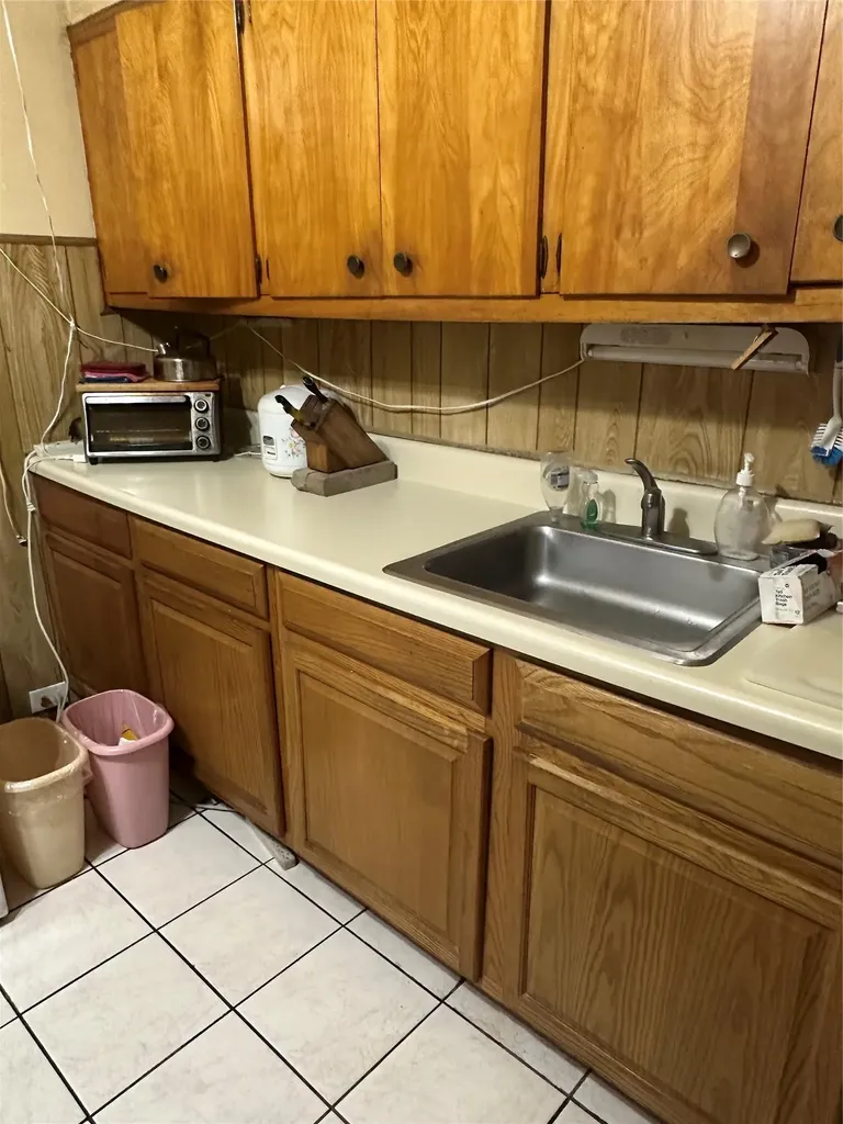 15844 77th Avenue Fresh Meadows NY 11366