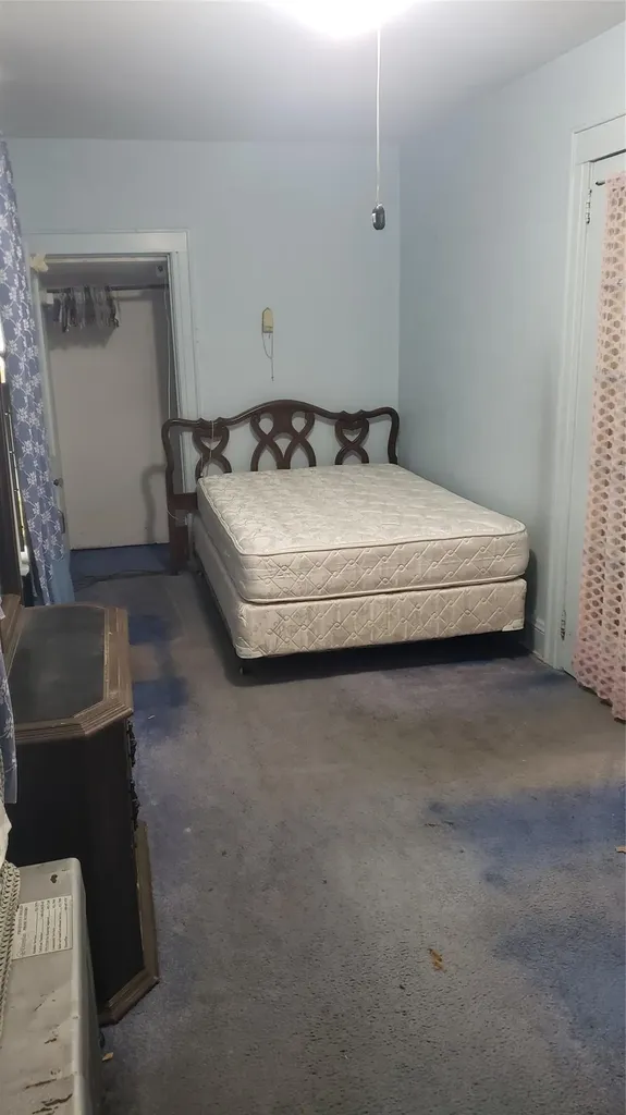 15844 77th Avenue Fresh Meadows NY 11366