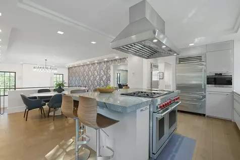165 Valley Road New Rochelle NY 10804