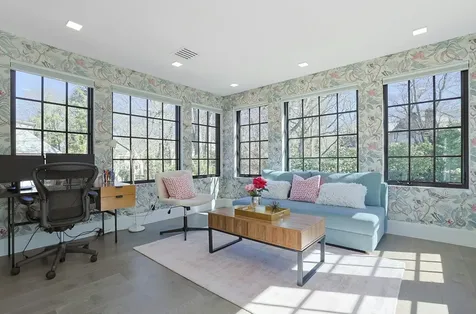 165 Valley Road New Rochelle NY 10804