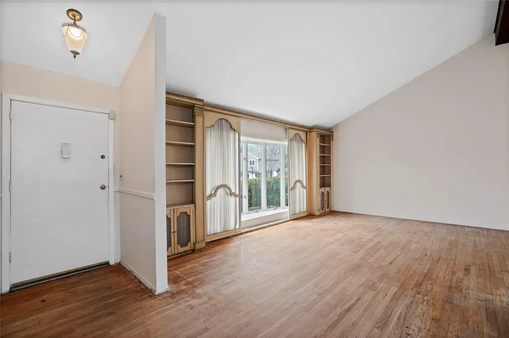 1 Arden Drive Hartsdale NY 10530