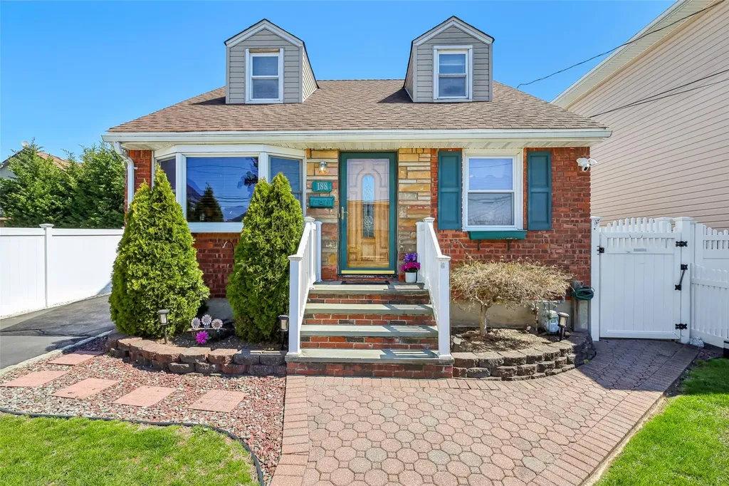 188 N 3rd Street Bethpage NY 11714