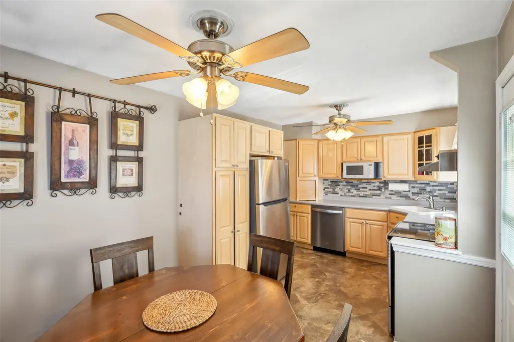 188 N 3rd Street Bethpage NY 11714